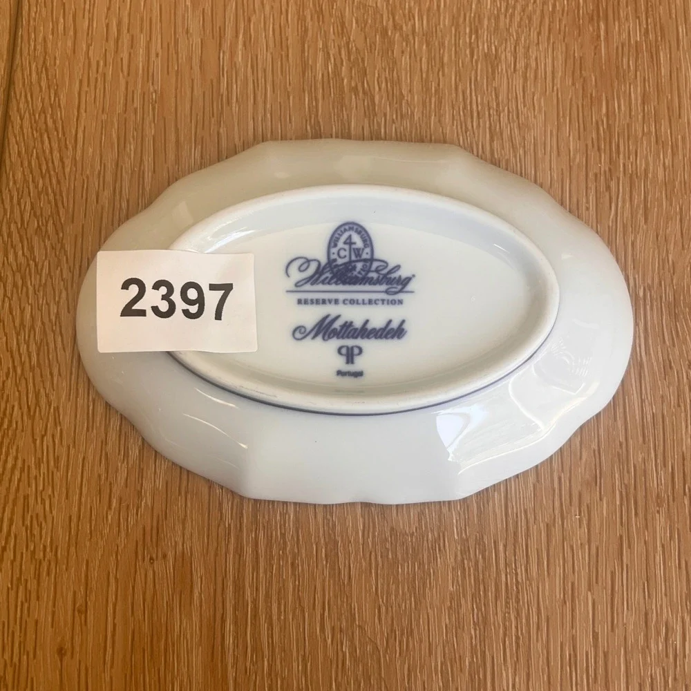 Williamsburg Reserve Porcelain Friendship Trinket Dish Mottahedeh Portugal - Picture 8 of 9